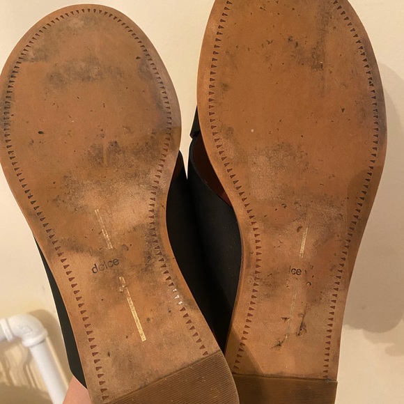 Dolce Vita Pipar Crossover Sandal - Picture 4 of 7